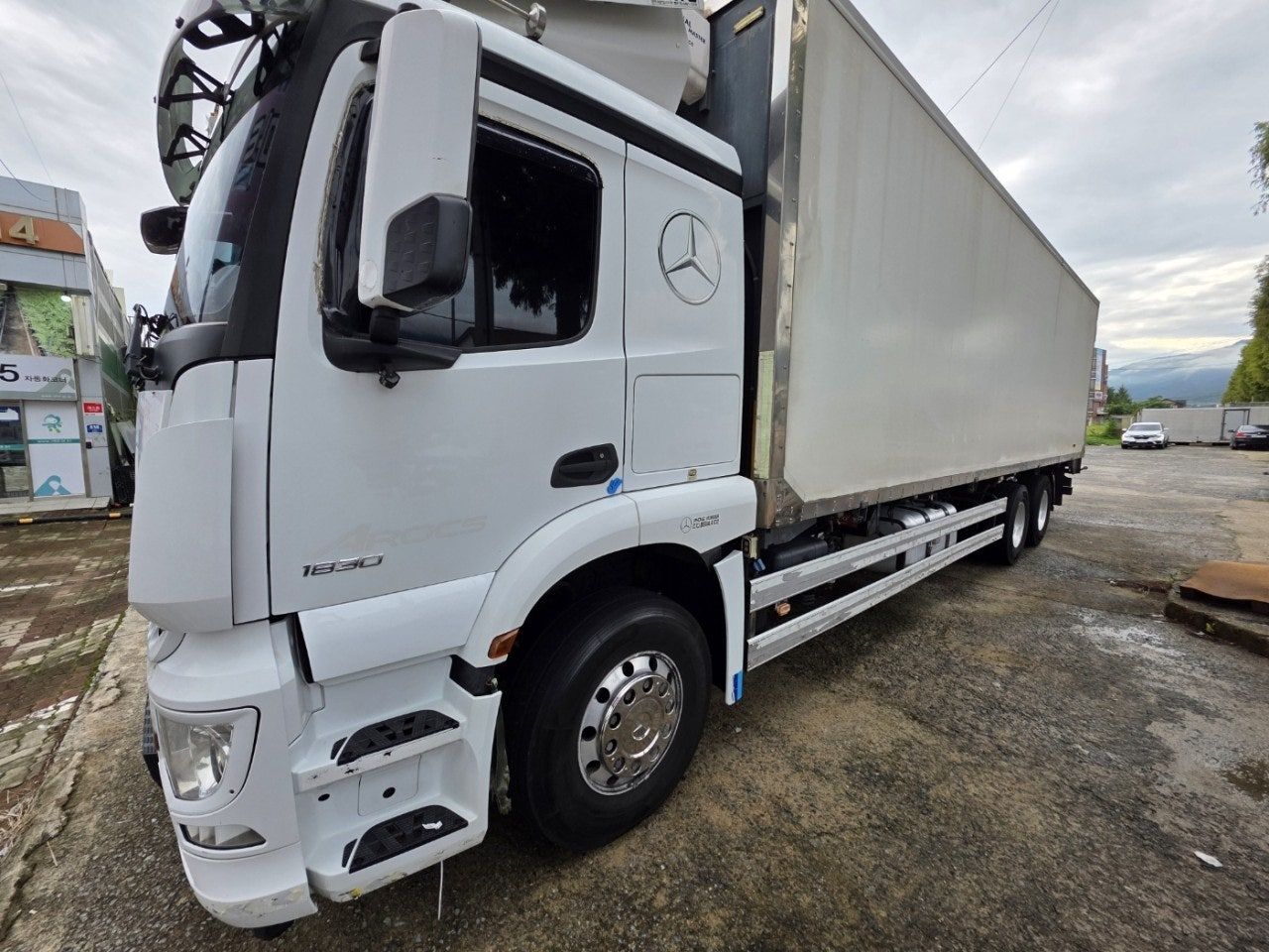 19년 벤츠 4.5톤 아록스 299 오토 후축 써브 냉동원바디 9m60 중고트럭 냉장윙ㆍ냉동윙바디